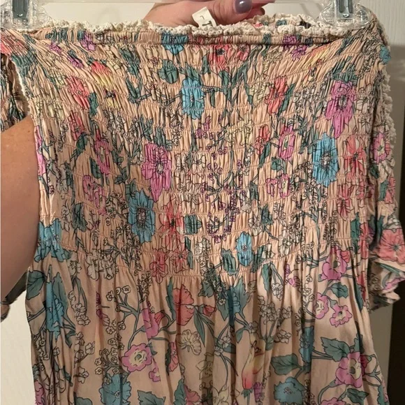 Spell Smocked Women's Top - Picture 3 of 5